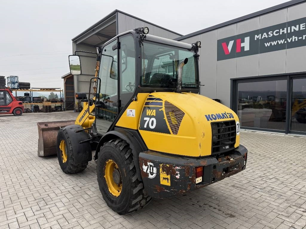Komatsu WA 70-5 - Kolesový nakladač: obrázok 3 Komatsu WA 70-5 - Kolesový nakladač: obrázok 3