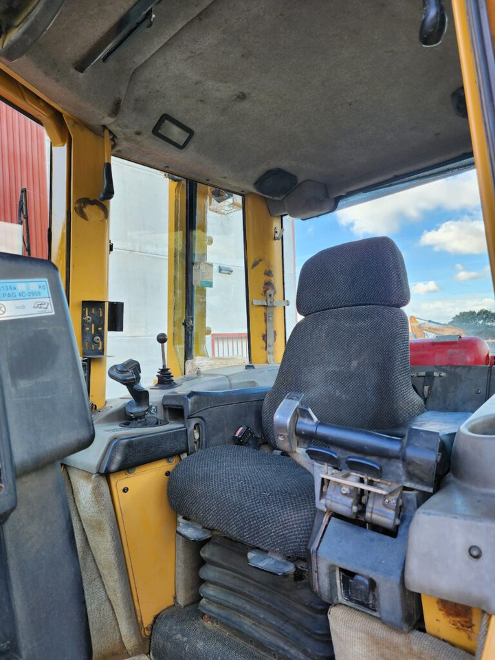CAT D6N LGP - Buldozér: obrázok 5 CAT D6N LGP - Buldozér: obrázok 5