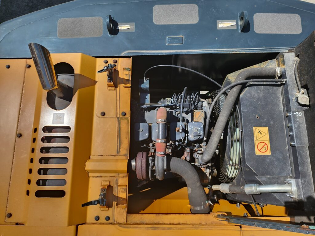 HYUNDAI R210 NUEVA - Pásové rýpadlo: obrázok 5 HYUNDAI R210 NUEVA - Pásové rýpadlo: obrázok 5