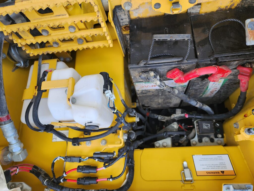 Buldozér KOMATSU D61EXI-24: obrázok 6