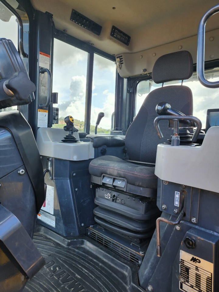Buldozér KOMATSU D61EXI-24: obrázok 8