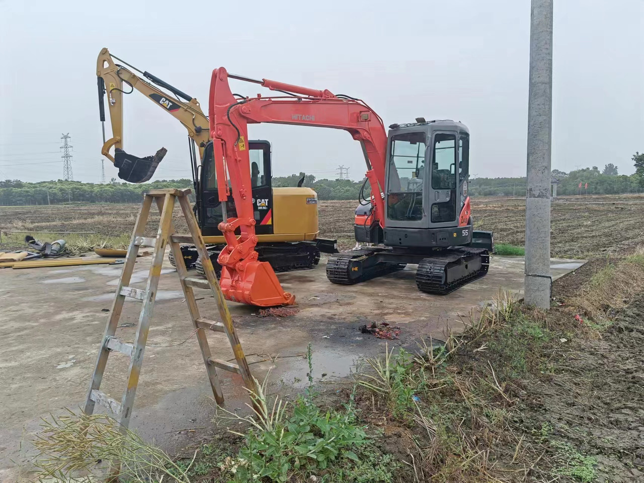 HITACHI ZX55 - Mini rýpadlo: obrázok 2 HITACHI ZX55 - Mini rýpadlo: obrázok 2