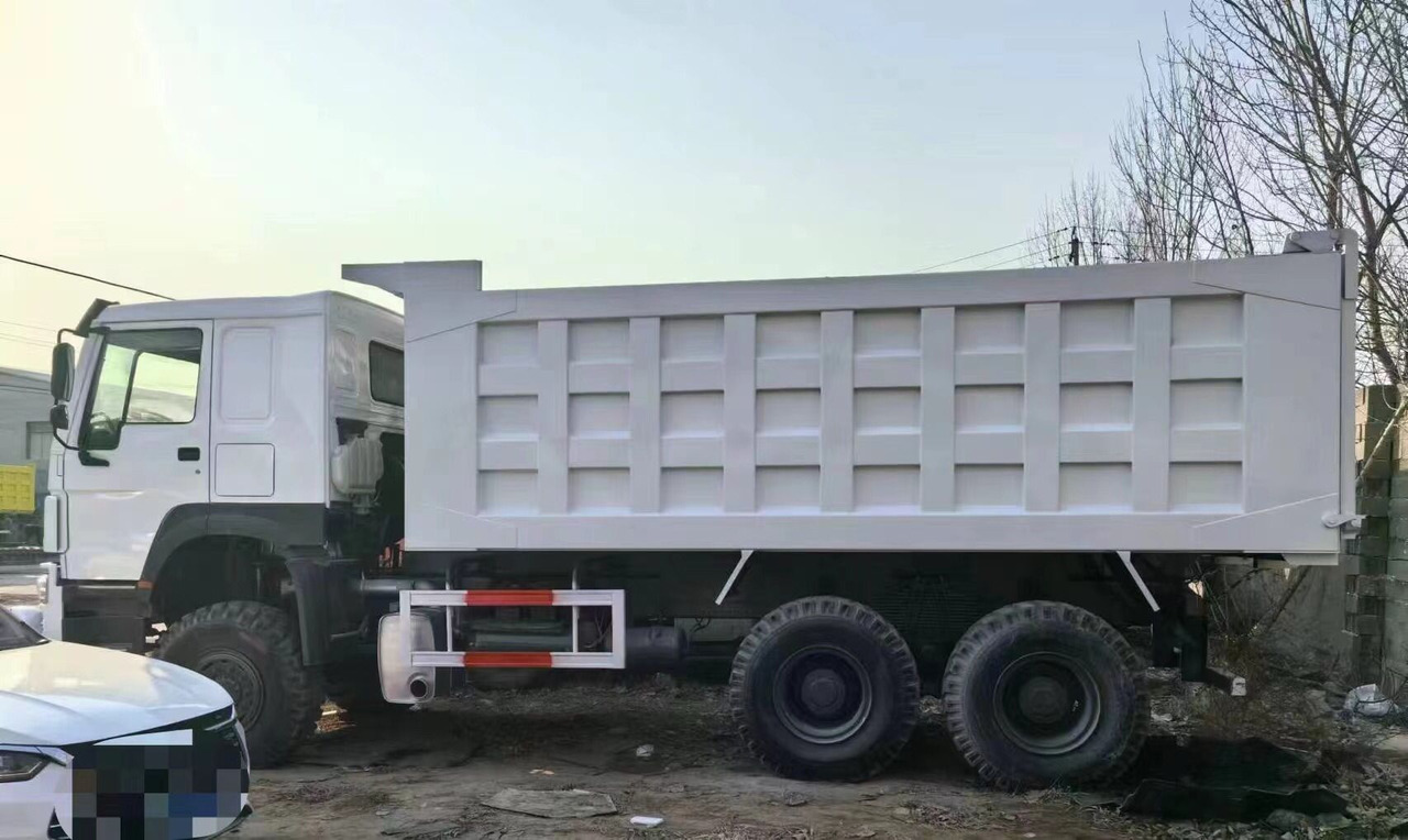 HOWO 6*6 - Sklápač: obrázok 2 HOWO 6*6 - Sklápač: obrázok 2