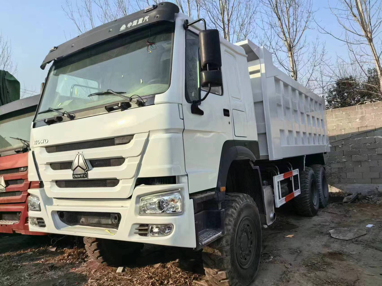 HOWO 6*6 - Sklápač: obrázok 1 HOWO 6*6 - Sklápač: obrázok 1