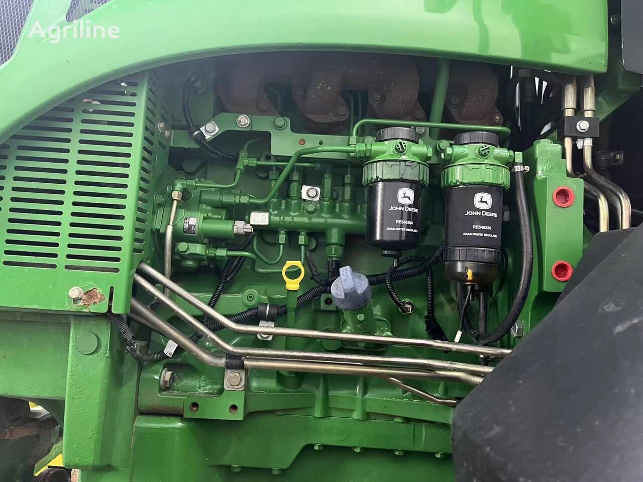 John Deere 1404 - Traktor: obrázok 4 John Deere 1404 - Traktor: obrázok 4