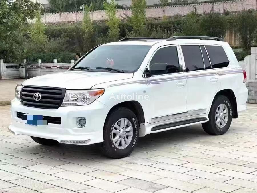 Toyota Land Cruiser - SUV: obrázok 1 Toyota Land Cruiser - SUV: obrázok 1
