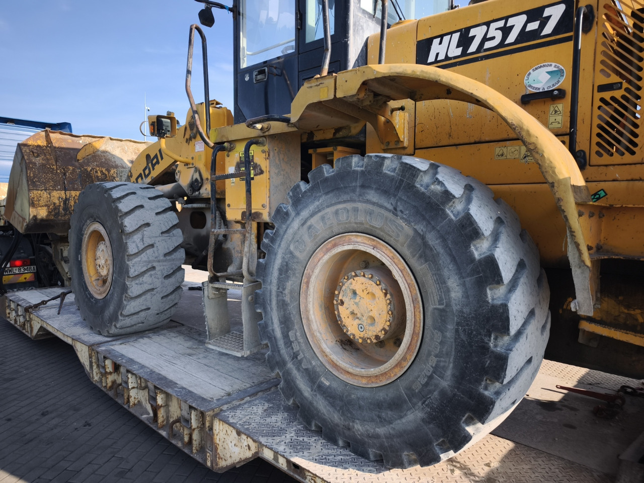 Kolesový nakladač HYUNDAI 757-7: obrázok 14 Kolesový nakladač HYUNDAI 757-7: obrázok 14