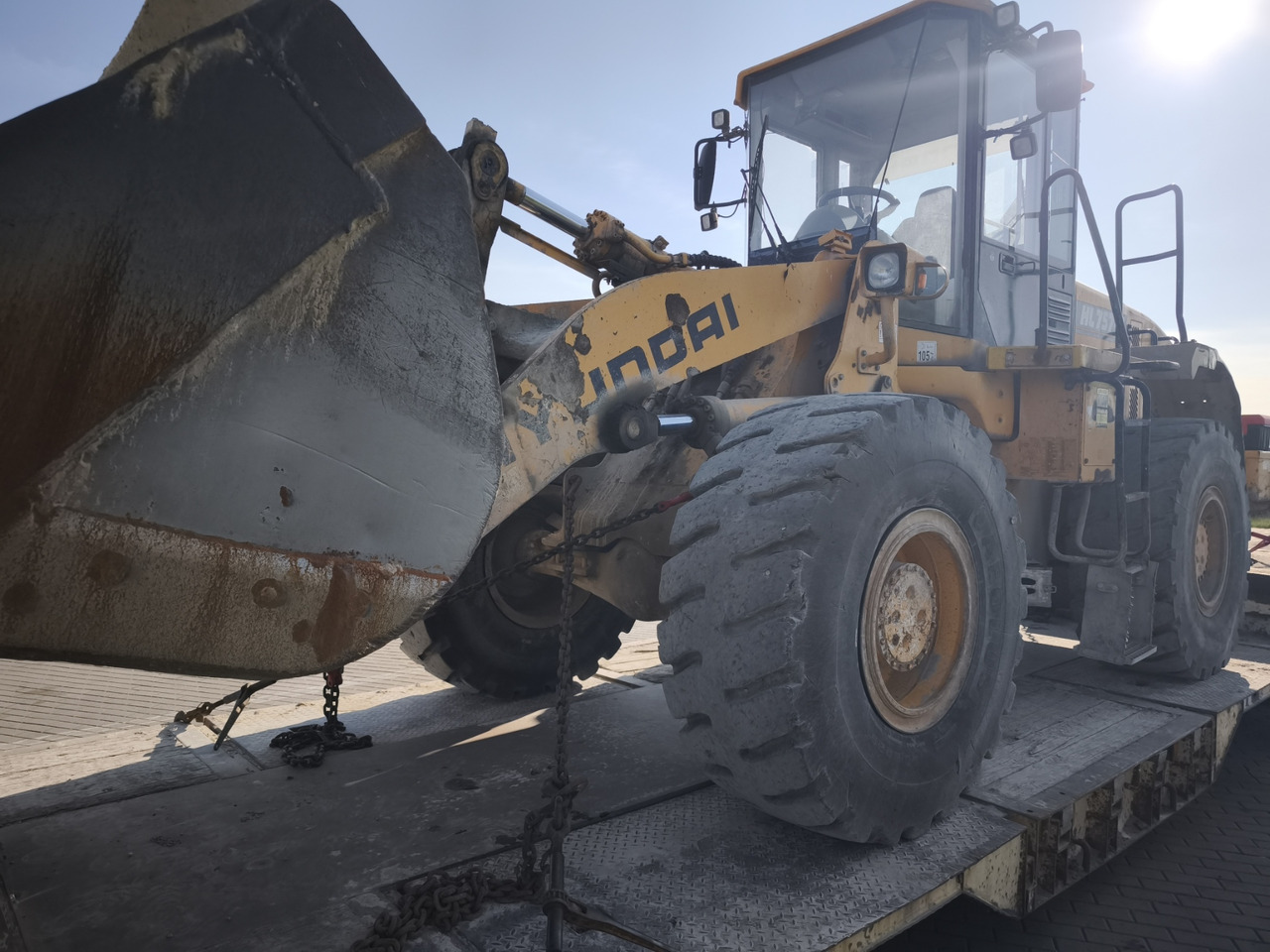 Kolesový nakladač HYUNDAI 757-7: obrázok 11 Kolesový nakladač HYUNDAI 757-7: obrázok 11