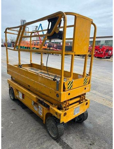 Haulotte Compact 8 - Scherenarbeitsbühne 8,2m, BJ 2021 - Samohybná plošiny: obrázok 5 Haulotte Compact 8 - Scherenarbeitsbühne 8,2m, BJ 2021 - Samohybná plošiny: obrázok 5