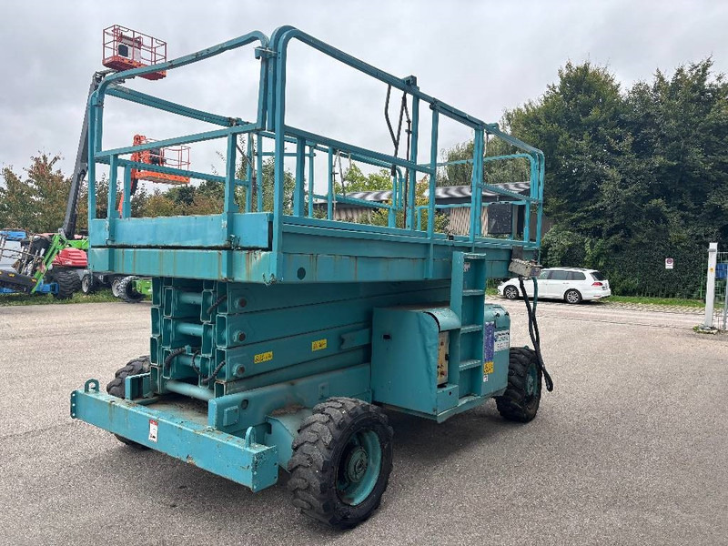 Haulotte H 12 SDX 12m Diesel Scherenarbeitsbühne - Samohybná plošiny: obrázok 3 Haulotte H 12 SDX 12m Diesel Scherenarbeitsbühne - Samohybná plošiny: obrázok 3