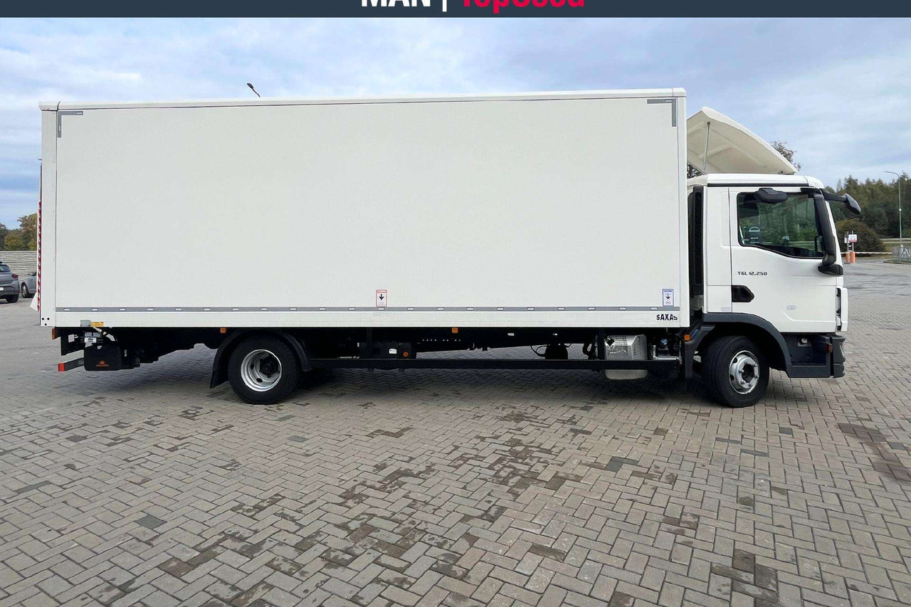 MAN 12.250 4x2 BL CH (8425) - Skříňový nákladní auto: obrázok 5 MAN 12.250 4x2 BL CH (8425) - Skříňový nákladní auto: obrázok 5