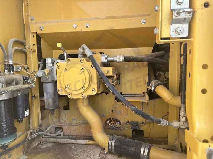 20Tons excavator Used CAT Excavator 320D 320B 320BL 320C 320CL Good Condition On sale - Pásové rýpadlo: obrázok 5 20Tons excavator Used CAT Excavator 320D 320B 320BL 320C 320CL Good Condition On sale - Pásové rýpadlo: obrázok 5