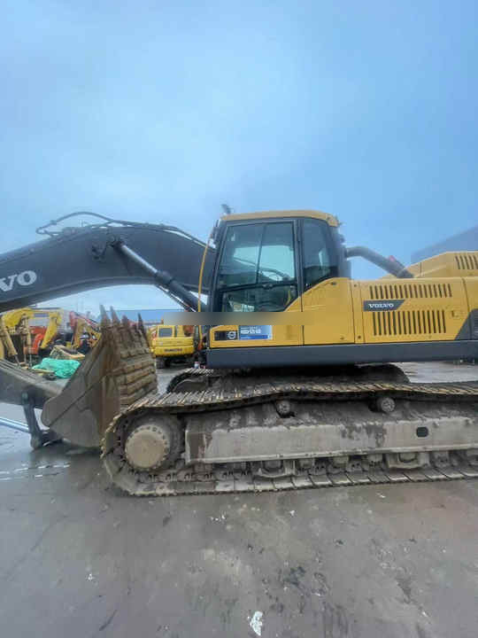 90% new and low hours 48 ton VOLVO EC480D used excavator for sale cheap hot sale Used VOLVO EC480D second hand excavator - Pásové rýpadlo: obrázok 3 90% new and low hours 48 ton VOLVO EC480D used excavator for sale cheap hot sale Used VOLVO EC480D second hand excavator - Pásové rýpadlo: obrázok 3