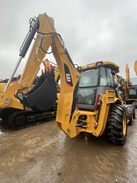 Cheap Price 420f2 Used Backhoe Loader Used Backhoes Cat 420f2 Tractor Backhoe Loader with good working condition on Sale - Rýpadlo-nakladač: obrázok 2 Cheap Price 420f2 Used Backhoe Loader Used Backhoes Cat 420f2 Tractor Backhoe Loader with good working condition on Sale - Rýpadlo-nakladač: obrázok 2