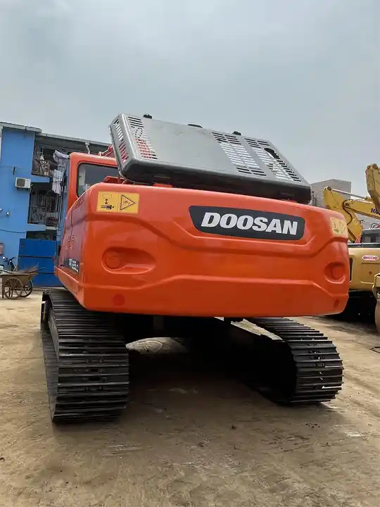 Cheap Used Korea Brand Doosan DX225LC 20 ton Excavator - Pásové rýpadlo: obrázok 4 Cheap Used Korea Brand Doosan DX225LC 20 ton Excavator - Pásové rýpadlo: obrázok 4