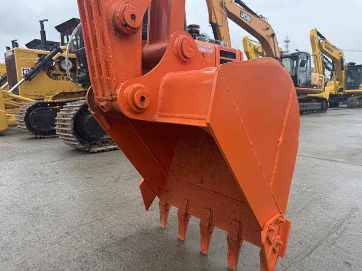 Doosan DX75-9C Used Excavator Crawler Second Hand Korean Engine DX75-9C Small Digger for Home or Farm - Pásové rýpadlo: obrázok 2 Doosan DX75-9C Used Excavator Crawler Second Hand Korean Engine DX75-9C Small Digger for Home or Farm - Pásové rýpadlo: obrázok 2