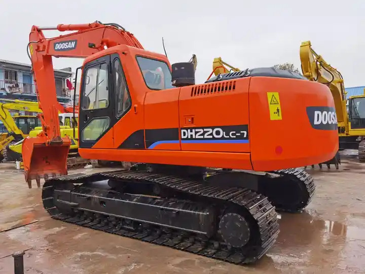 Pásové rýpadlo Excellent ConditionUsed Excavator Doosan Dh220 ,Nice Performance 22ton Used Excavator Dh220-7 At Low Price For Sale: obrázok 6