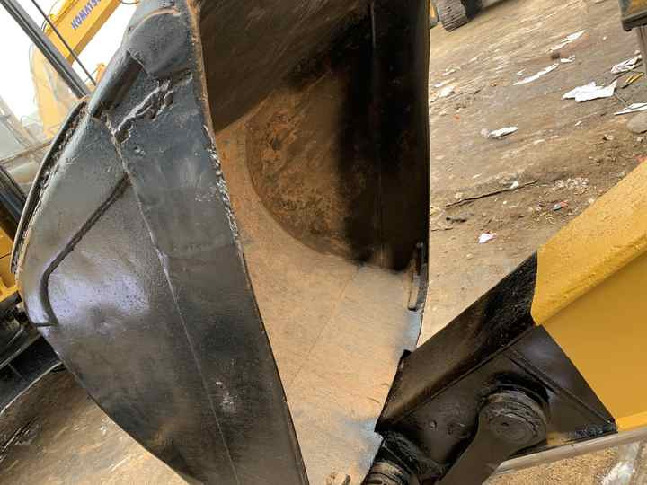 Good Condition Second Hand Caterpillar 325bl Excavator Used Cat 325b 325bl with good condition - Pásové rýpadlo: obrázok 3 Good Condition Second Hand Caterpillar 325bl Excavator Used Cat 325b 325bl with good condition - Pásové rýpadlo: obrázok 3