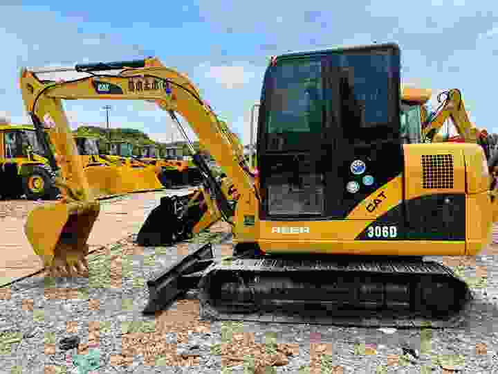 Good Price CAT 307 308C 308D 308E 312D 315D 320C 320D Second Hand 7t Used Mini Crawler catpillar Excavator low price - Mini rýpadlo: obrázok 2 Good Price CAT 307 308C 308D 308E 312D 315D 320C 320D Second Hand 7t Used Mini Crawler catpillar Excavator low price - Mini rýpadlo: obrázok 2