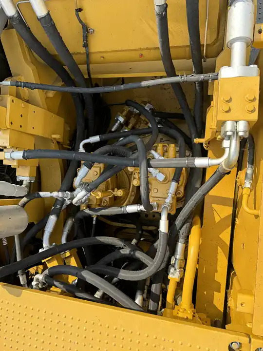 Heavy Duty Caterpillar Digging Machinery Excellent Working Condition Used Cat 349d Excavator In Shanghai - Pásové rýpadlo: obrázok 4 Heavy Duty Caterpillar Digging Machinery Excellent Working Condition Used Cat 349d Excavator In Shanghai - Pásové rýpadlo: obrázok 4
