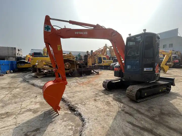 High Performance used Hitachi ZX55UR crawler excavator with good condition The latest mini used Hitachi ZX55 excavator for sale - Pásové rýpadlo: obrázok 5 High Performance used Hitachi ZX55UR crawler excavator with good condition The latest mini used Hitachi ZX55 excavator for sale - Pásové rýpadlo: obrázok 5