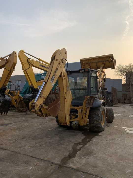 JCB 3cX backhoe loader manufactured in 2022 with telescopic boom JCB3CX JCB4CX JCB 3DX nice price - Rýpadlo-nakladač: obrázok 2 JCB 3cX backhoe loader manufactured in 2022 with telescopic boom JCB3CX JCB4CX JCB 3DX nice price - Rýpadlo-nakladač: obrázok 2