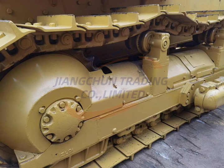 Japan Imported Caterpillar D7R Bulldozer Japan Original Cat D7G D7R D9n D8r Used Bulldozers - Buldozér: obrázok 2 Japan Imported Caterpillar D7R Bulldozer Japan Original Cat D7G D7R D9n D8r Used Bulldozers - Buldozér: obrázok 2