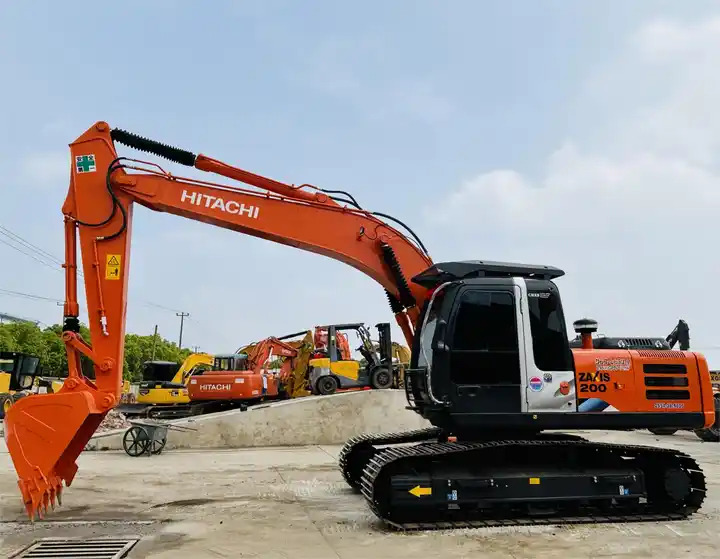 Japan Original 20t Excavator Hitachi Zx200-3g Zx200 Crawler Excavator With 6bg1 Engine In Shanghai - Pásové rýpadlo: obrázok 1 Japan Original 20t Excavator Hitachi Zx200-3g Zx200 Crawler Excavator With 6bg1 Engine In Shanghai - Pásové rýpadlo: obrázok 1