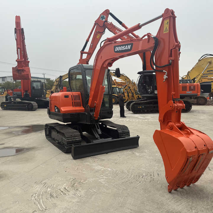 Original Top Sale High Performance Slightly Used Doosan Dx60 Dx75 Dx80 Tracked Excavator for Landscaping in Shanghai - Pásové rýpadlo: obrázok 1 Original Top Sale High Performance Slightly Used Doosan Dx60 Dx75 Dx80 Tracked Excavator for Landscaping in Shanghai - Pásové rýpadlo: obrázok 1