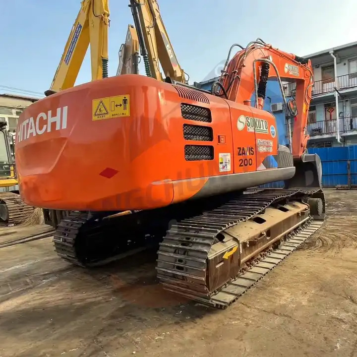 Second Hand Hitachi Zaxis 200 Excavator 20 Ton Japan Brand Used Hitachi Zx200-5g Crawler Digger For Sale - Pásové rýpadlo: obrázok 2 Second Hand Hitachi Zaxis 200 Excavator 20 Ton Japan Brand Used Hitachi Zx200-5g Crawler Digger For Sale - Pásové rýpadlo: obrázok 2