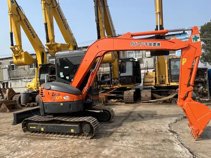 Second Hand excellent original mini excavator hitachi used ZX55 ZX60 ZX70 small used excavator made in Japan for sale - Pásové rýpadlo: obrázok 3 Second Hand excellent original mini excavator hitachi used ZX55 ZX60 ZX70 small used excavator made in Japan for sale - Pásové rýpadlo: obrázok 3