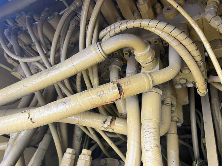 Secondhand Japanese Hydraulic Excavator Cat 320cl 320c Powerful Caterpillar 3066 Engine In Shanghai - Pásové rýpadlo: obrázok 4 Secondhand Japanese Hydraulic Excavator Cat 320cl 320c Powerful Caterpillar 3066 Engine In Shanghai - Pásové rýpadlo: obrázok 4