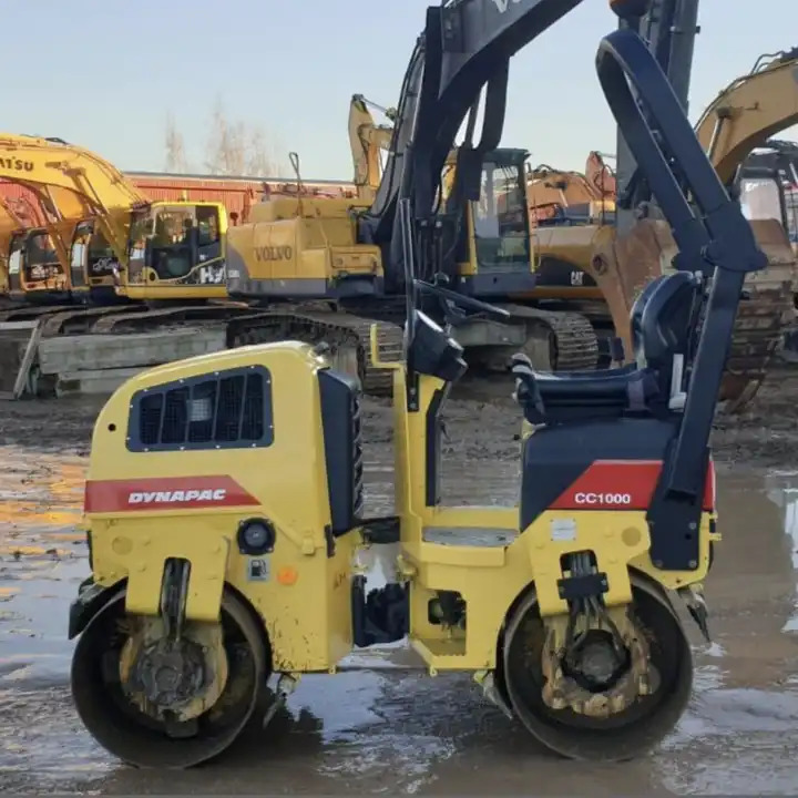 Small Compactor Dynapac Cc211, Cc1000 Mini Road Roller for Sale - Cestný valec: obrázok 3 Small Compactor Dynapac Cc211, Cc1000 Mini Road Roller for Sale - Cestný valec: obrázok 3