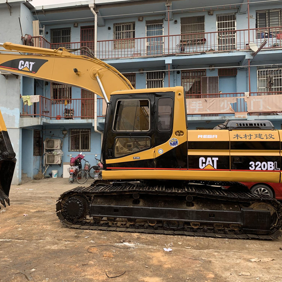 Used CAT Excavator 320B 320BL 320C 320CL 320D 320D2 320D2L Made In Japan - Pásové rýpadlo: obrázok 1 Used CAT Excavator 320B 320BL 320C 320CL 320D 320D2 320D2L Made In Japan - Pásové rýpadlo: obrázok 1