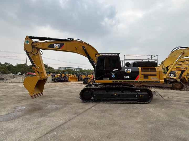 Used CATERPILLAR 336D2 Excavator CAT 336D2 330 360 Used CAT 336D2 Excavator for Sale Used Walking Excavator on Caterpillar - Rýpadlo: obrázok 5 Used CATERPILLAR 336D2 Excavator CAT 336D2 330 360 Used CAT 336D2 Excavator for Sale Used Walking Excavator on Caterpillar - Rýpadlo: obrázok 5