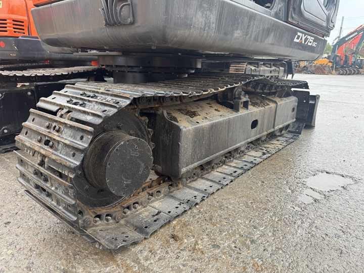 Used Excavator Doosan DX75-9C Second-hand Excavator Digger DX75-9C Compact Shovel Crawler Doosan 75 Excavator Doosan Dx75-9C - Pásové rýpadlo: obrázok 3 Used Excavator Doosan DX75-9C Second-hand Excavator Digger DX75-9C Compact Shovel Crawler Doosan 75 Excavator Doosan Dx75-9C - Pásové rýpadlo: obrázok 3