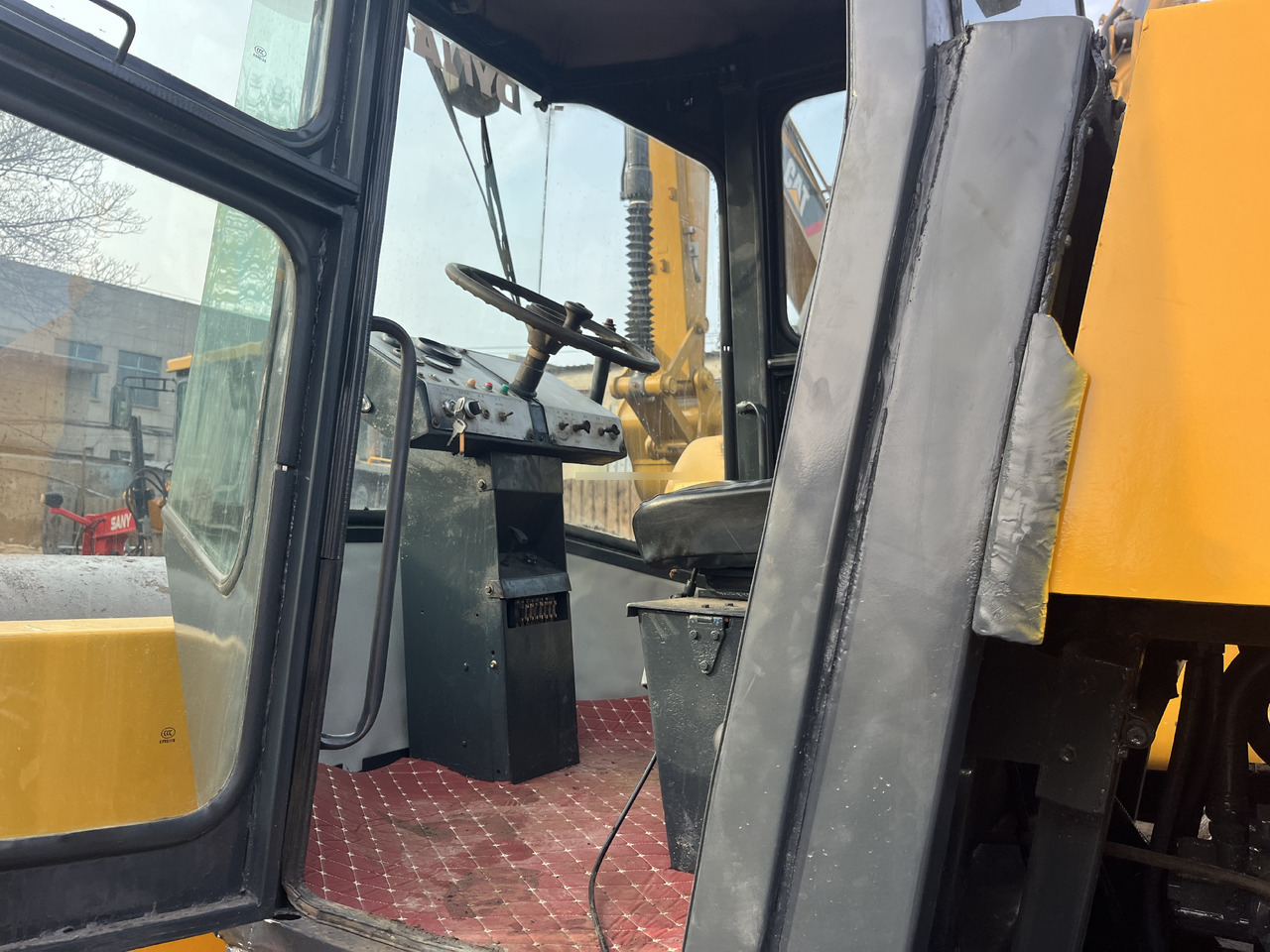 Used Original Dynapac Ca301d Road Rooller in high quality and cheap price with good operating in shanghai for Sale - Kompaktor: obrázok 4 Used Original Dynapac Ca301d Road Rooller in high quality and cheap price with good operating in shanghai for Sale - Kompaktor: obrázok 4