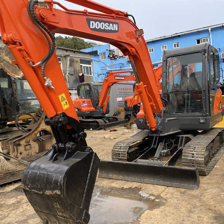 Used excavator doosan dx60 excavators earth-moving machinery doosan dx60 dx80 dx75 dx225 for sale - Pásové rýpadlo: obrázok 1 Used excavator doosan dx60 excavators earth-moving machinery doosan dx60 dx80 dx75 dx225 for sale - Pásové rýpadlo: obrázok 1