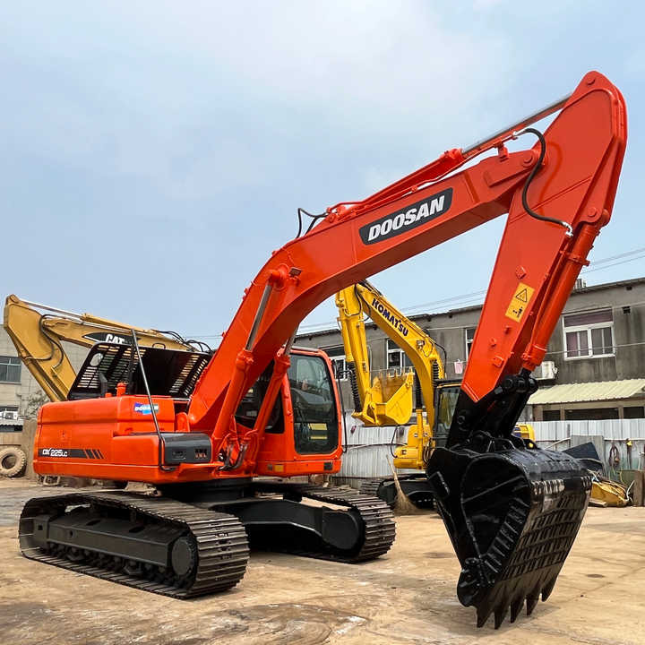 Used excavator doosan dx60 excavators earth-moving machinery doosan dx60 dx80 dx75 dx225 for sale - Pásové rýpadlo: obrázok 1 Used excavator doosan dx60 excavators earth-moving machinery doosan dx60 dx80 dx75 dx225 for sale - Pásové rýpadlo: obrázok 1