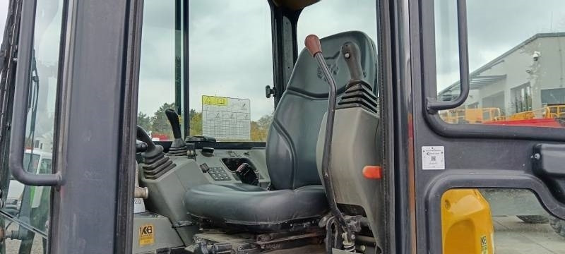 Mini rýpadlo Bobcat E50: obrázok 13