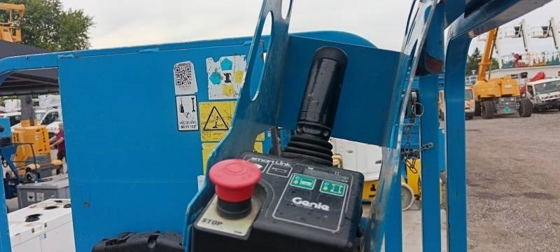 Samohybná plošiny Genie GS4047 - 13,7m - electric: obrázok 13