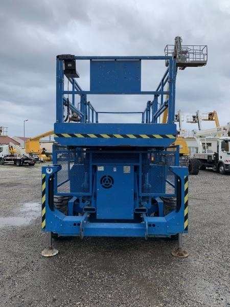 Leasing Genie GS4390 - 15,11m, diesel, 4x4  Genie GS4390 - 15,11m, diesel, 4x4: obrázok 8