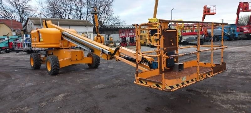 Genie S-45 - 15,7 m - 4x4 - diesel - Kĺbová pracovná plošina: obrázok 1 Genie S-45 - 15,7 m - 4x4 - diesel - Kĺbová pracovná plošina: obrázok 1