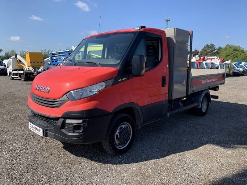 Iveco 35C12 - Tipper  - Sklápač: obrázok 3 Iveco 35C12 - Tipper  - Sklápač: obrázok 3