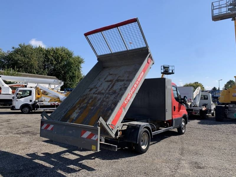 Iveco 35C12 - Tipper  - Sklápač: obrázok 1 Iveco 35C12 - Tipper  - Sklápač: obrázok 1