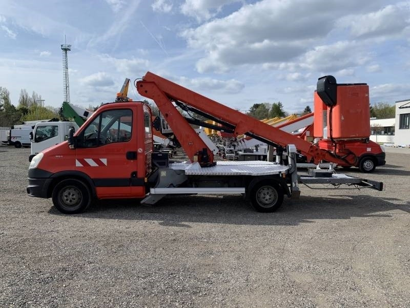 Iveco Daily Isoli VT48NEXS - 16 m, 250 kg - Automobilová plošina: obrázok 4 Iveco Daily Isoli VT48NEXS - 16 m, 250 kg - Automobilová plošina: obrázok 4