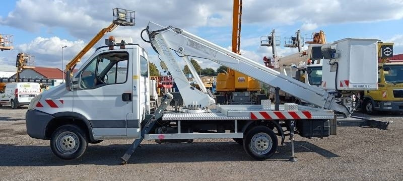 Iveco Daily Multitel 160 ALU DS - 16m  - Automobilová plošina: obrázok 5 Iveco Daily Multitel 160 ALU DS - 16m  - Automobilová plošina: obrázok 5