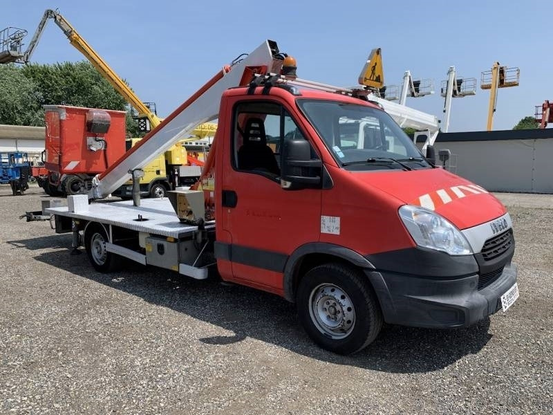 Iveco Daily Multitel 160 ALU DS - 16m - Automobilová plošina: obrázok 1 Iveco Daily Multitel 160 ALU DS - 16m - Automobilová plošina: obrázok 1