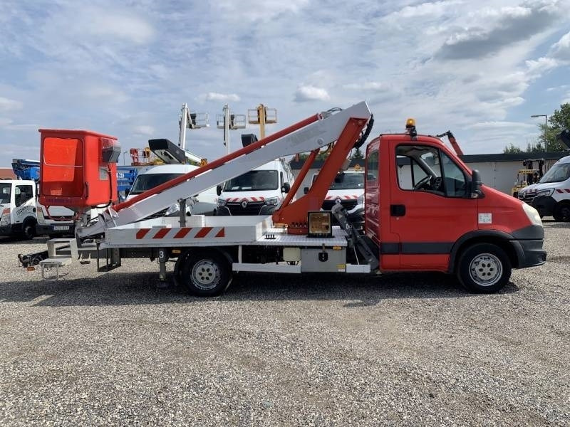 Iveco Daily Multitel 160 ALU DS - 16m - Automobilová plošina: obrázok 4 Iveco Daily Multitel 160 ALU DS - 16m - Automobilová plošina: obrázok 4