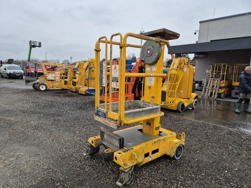 JLG Power Tower Ecolift - 4,2m, 150 kg - Kĺbová pracovná plošina: obrázok 2 JLG Power Tower Ecolift - 4,2m, 150 kg - Kĺbová pracovná plošina: obrázok 2
